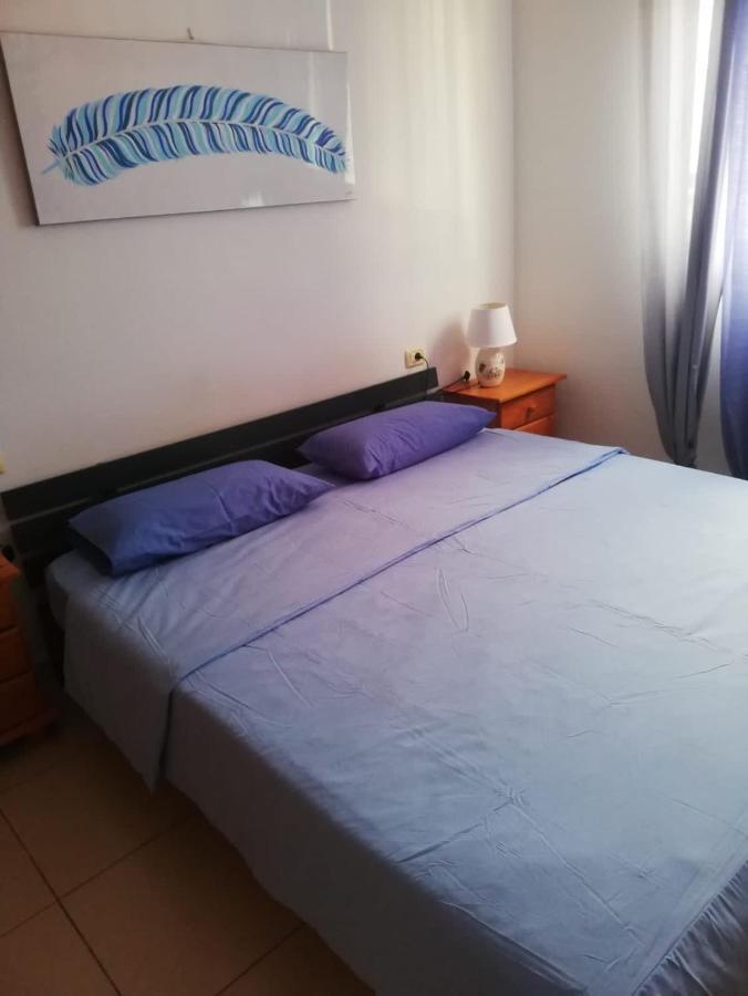 Brunella'S Apartment - Beach View 圣米格尔德阿沃纳 外观 照片